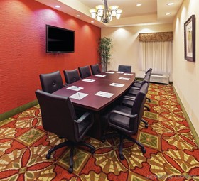 La Quinta Inn & Suites by Wyndham Port Arthur