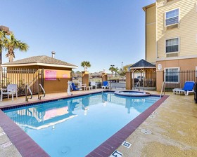 Mainstay Suites