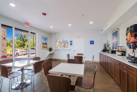 Americas Best Value Inn & Suites Porter North Houston