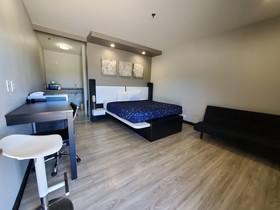 Crystal Inn