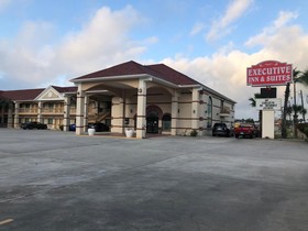 Executive Inn & Suites