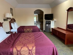 Executive Inn & Suites