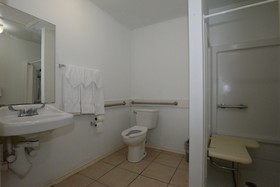 Port Isla Inn