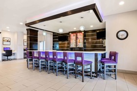 La Quinta Inn & Suites by Wyndham Corpus Christi - Portland