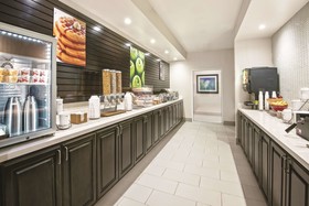La Quinta Inn & Suites by Wyndham Corpus Christi - Portland