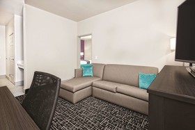 La Quinta Inn & Suites by Wyndham Corpus Christi - Portland