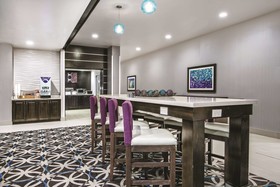 La Quinta Inn & Suites by Wyndham Corpus Christi - Portland