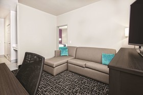 La Quinta Inn & Suites by Wyndham Corpus Christi - Portland