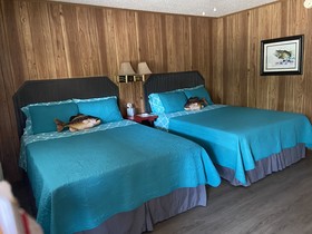 Reel Inn and Lodge