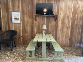 Reel Inn and Lodge