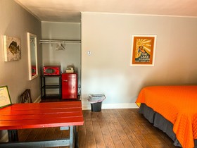 Reel Inn and Lodge