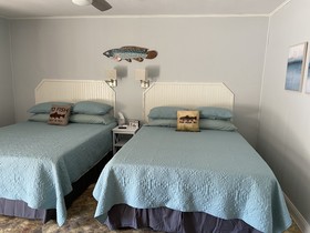 Reel Inn and Lodge