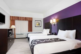 La Quinta Inn & Suites by Wyndham Raymondville