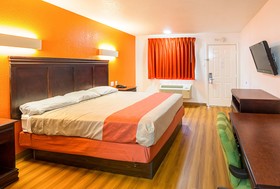 Motel 6 Dallas - Red Oak