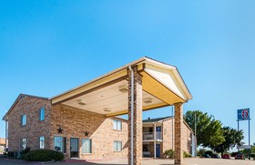 Motel 6 Dallas - Red Oak