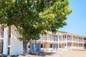 Motel 6 Dallas - Red Oak