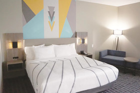La Quinta Inn & Suites by Wyndham Richmond-Sugarland