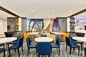 La Quinta Inn & Suites by Wyndham Richmond-Sugarland