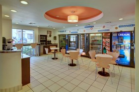 Motel 6 Ft Worth Northlake - Speedway