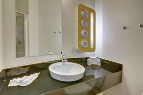 Motel 6 Ft Worth Northlake - Speedway
