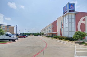Motel 6 Ft Worth Northlake - Speedway