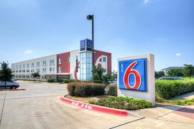 Motel 6 Ft Worth Northlake - Speedway