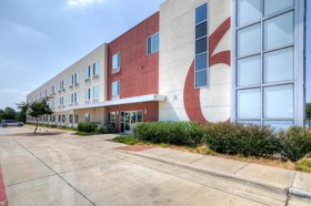 Motel 6 Ft Worth Northlake - Speedway