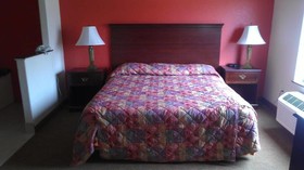 Robinson Inn & Suites