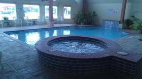 Robinson Inn & Suites