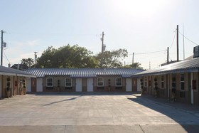 Harbour Inn
