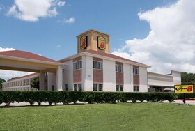 Super 8 by Wyndham Rosenberg TX