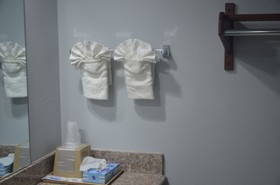 Travelers Inn & Suites