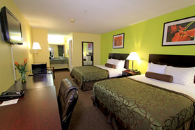 Days Inn by Wyndham Round Rock