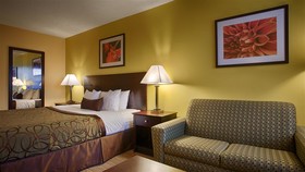 Days Inn by Wyndham Round Rock