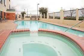 Holiday Inn Express Hotel & Suites Austin - Round Rock