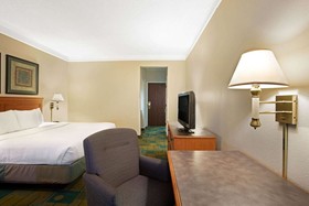 La Quinta Inn & Suites by Wyndham Round Rock North