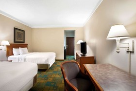 La Quinta Inn & Suites by Wyndham Round Rock North
