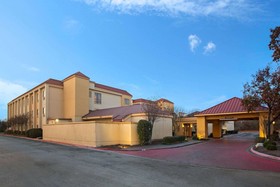 La Quinta Inn & Suites by Wyndham Round Rock North
