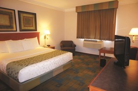 La Quinta Inn & Suites by Wyndham Round Rock North