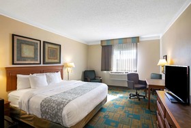 La Quinta Inn & Suites by Wyndham Round Rock North