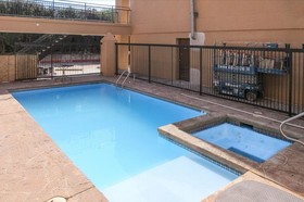 Quality Inn & Suites - Round Rock