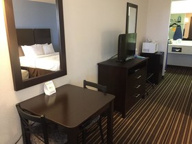 Quality Inn & Suites - Round Rock