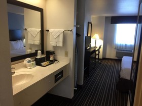 Quality Inn & Suites - Round Rock