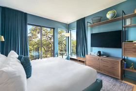The Ruby Hotel