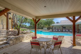 Sun Retreats San Antonio West