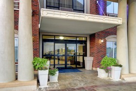 Holiday Inn Express & Suites San Angelo