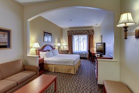 Holiday Inn Express & Suites San Angelo