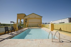 Americas Best Value Inn Frost Bank Center