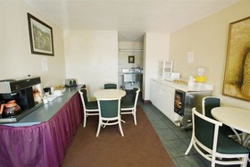 Americas Best Value Inn Frost Bank Center
