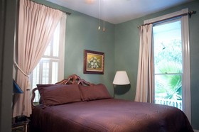 Arbor House Suites